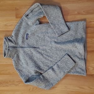 Gray Patagonia quarter zip sweatshirt